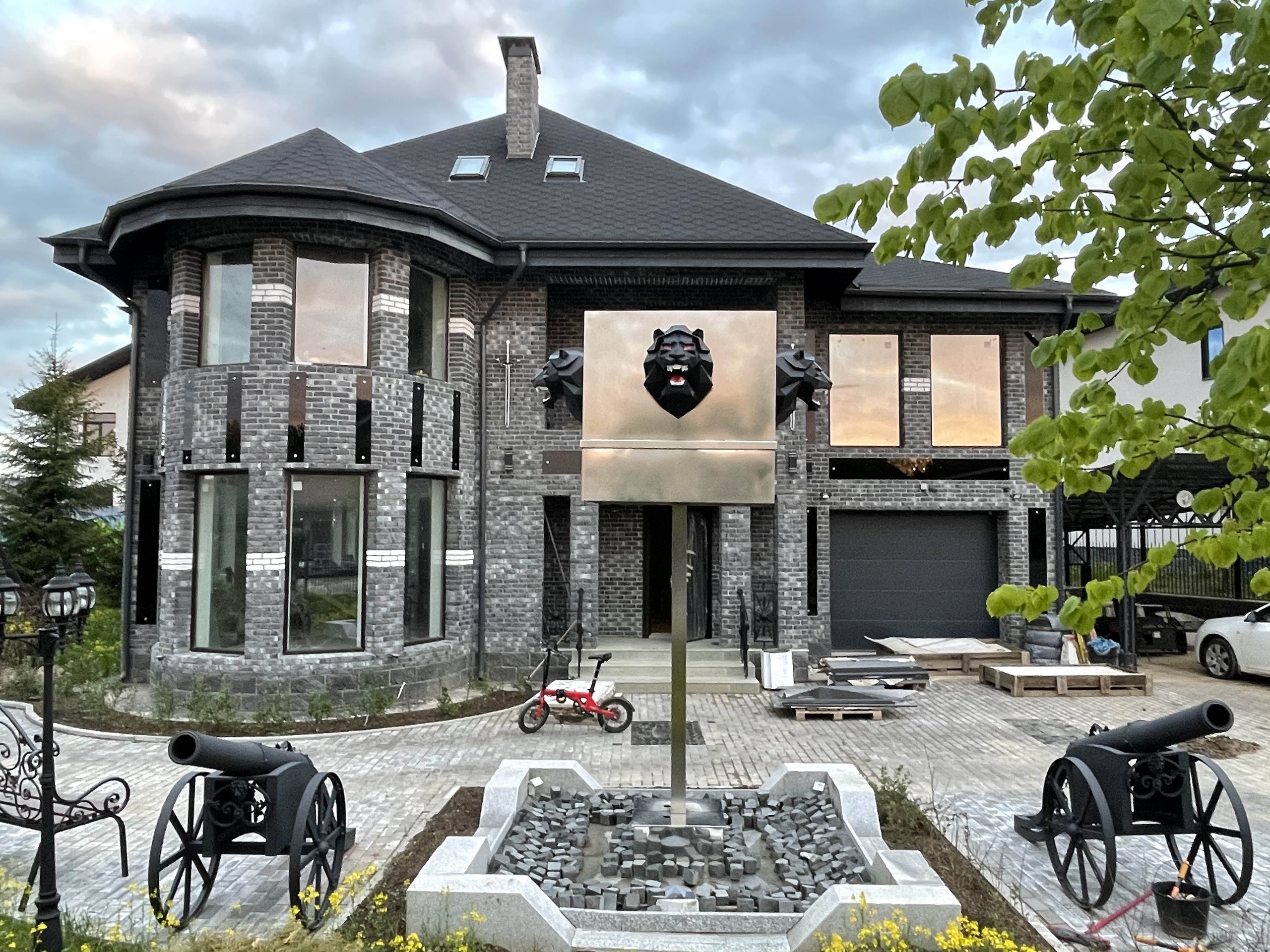 Коттедж Gothic — вид 1