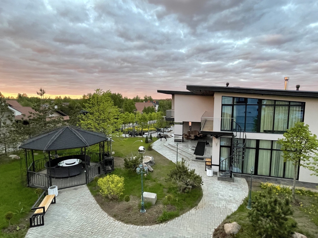 Коттедж Hi tech — вид 5