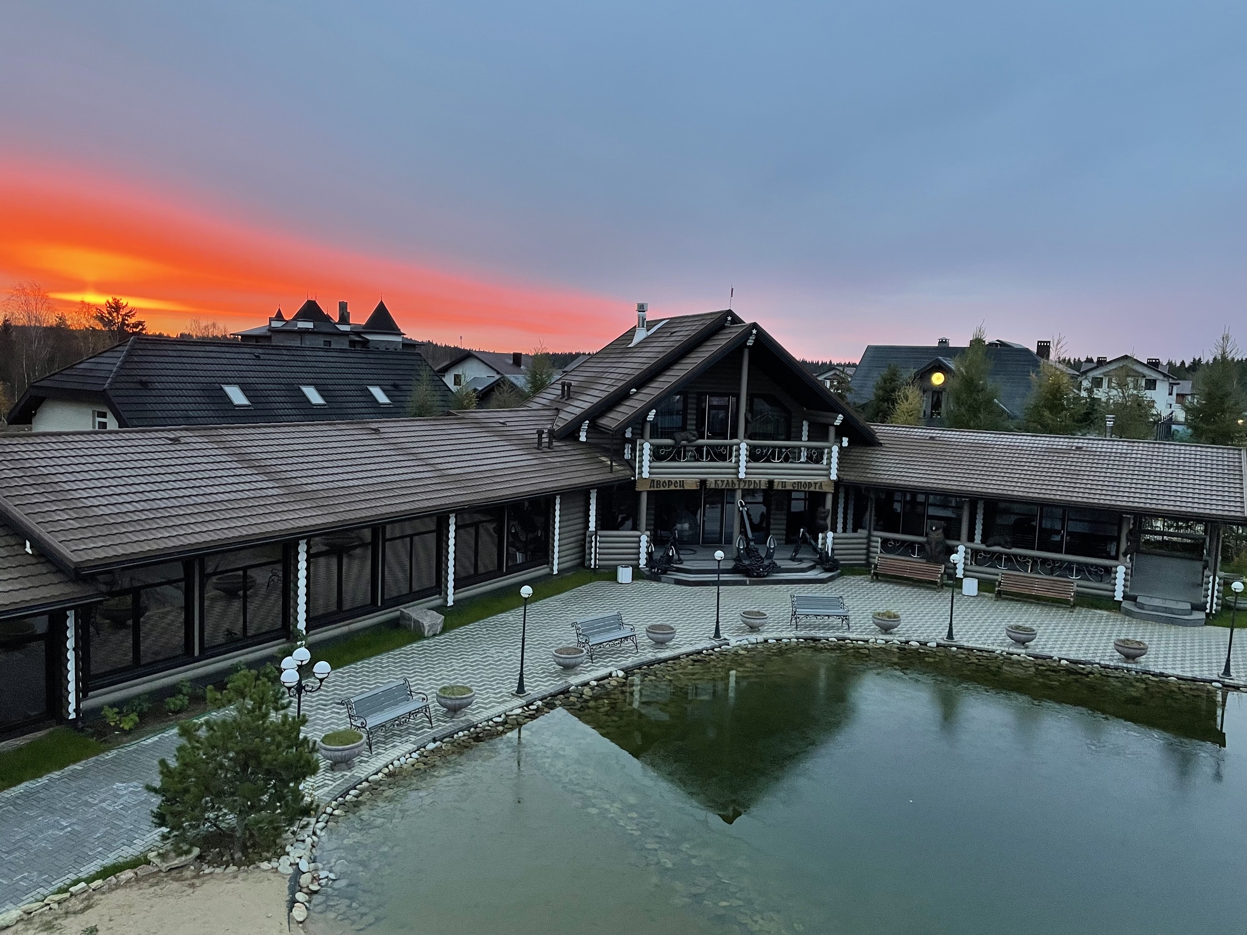 Дворец Культуры и спорта — вид 1